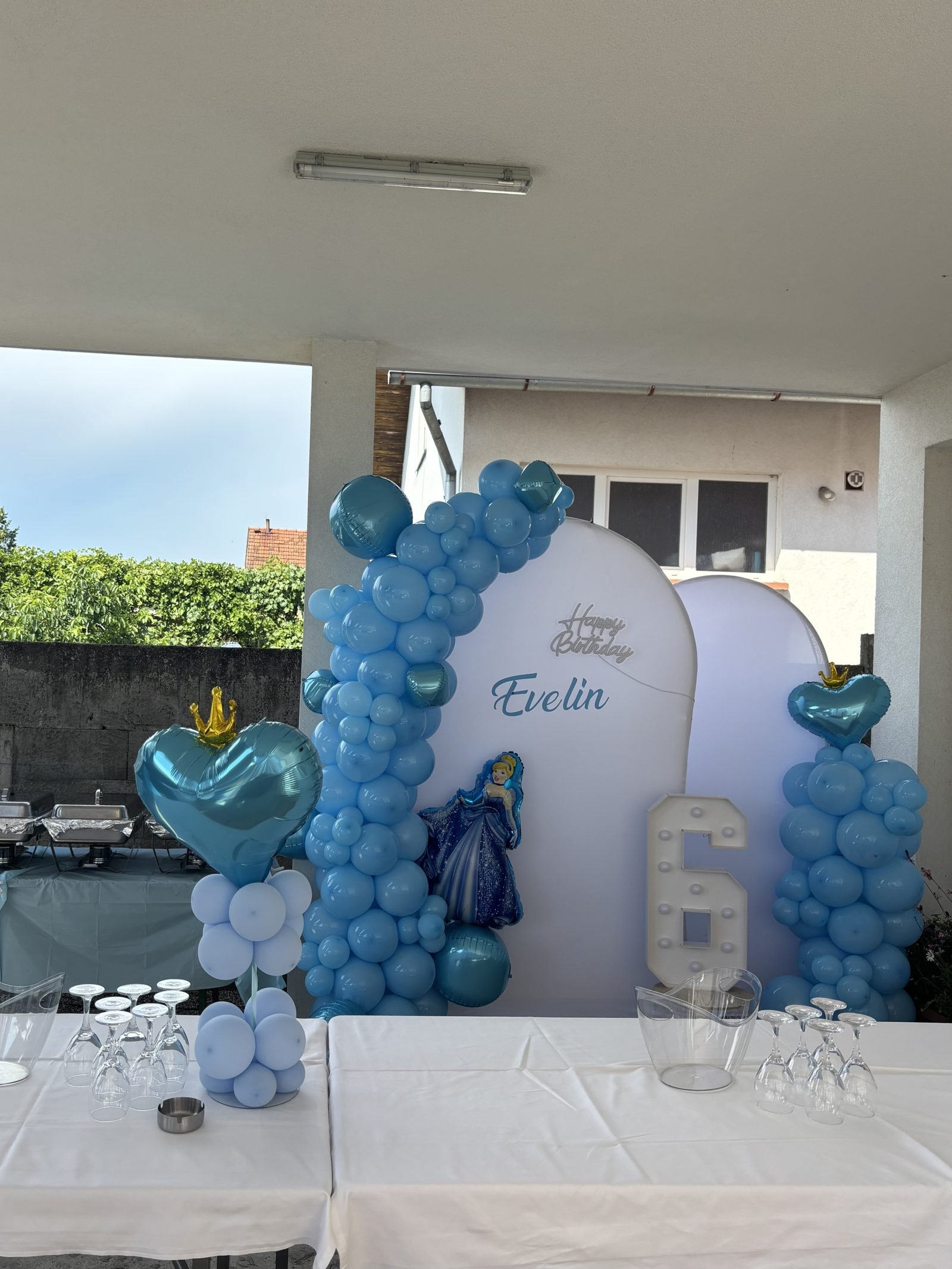 Plavo-zlatni balon luk rođendan